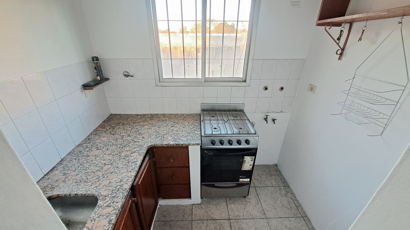 Alquiler Departamento 2 AMBIENTES con patio, Billinghurst, General San Martin