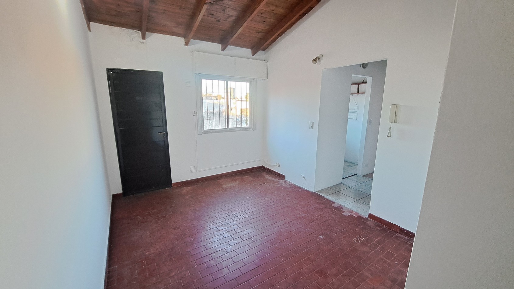 Alquiler Departamento 2 AMBIENTES con patio, Billinghurst, General San Martin