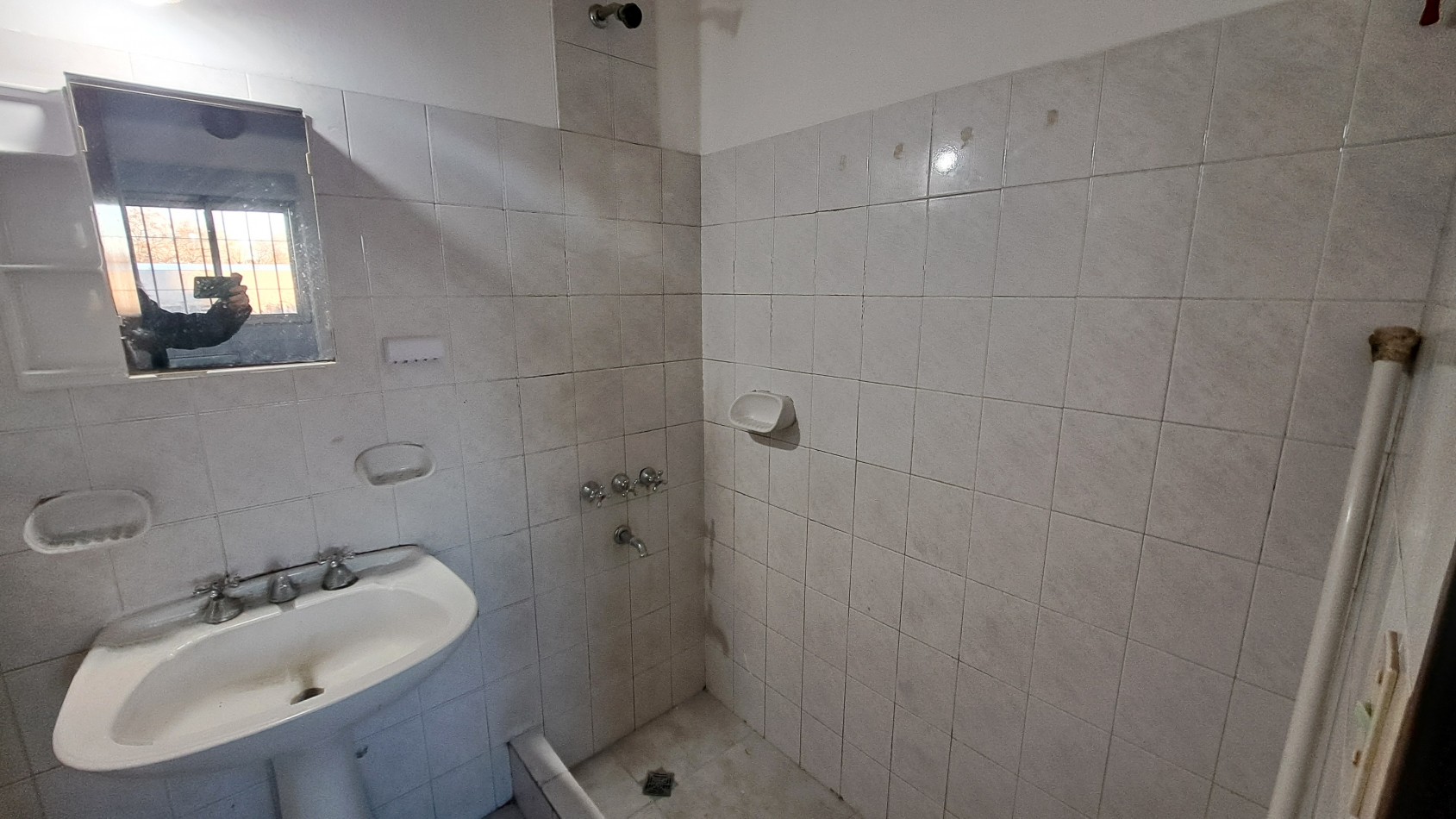 Alquiler Departamento 2 AMBIENTES con patio, Billinghurst, General San Martin