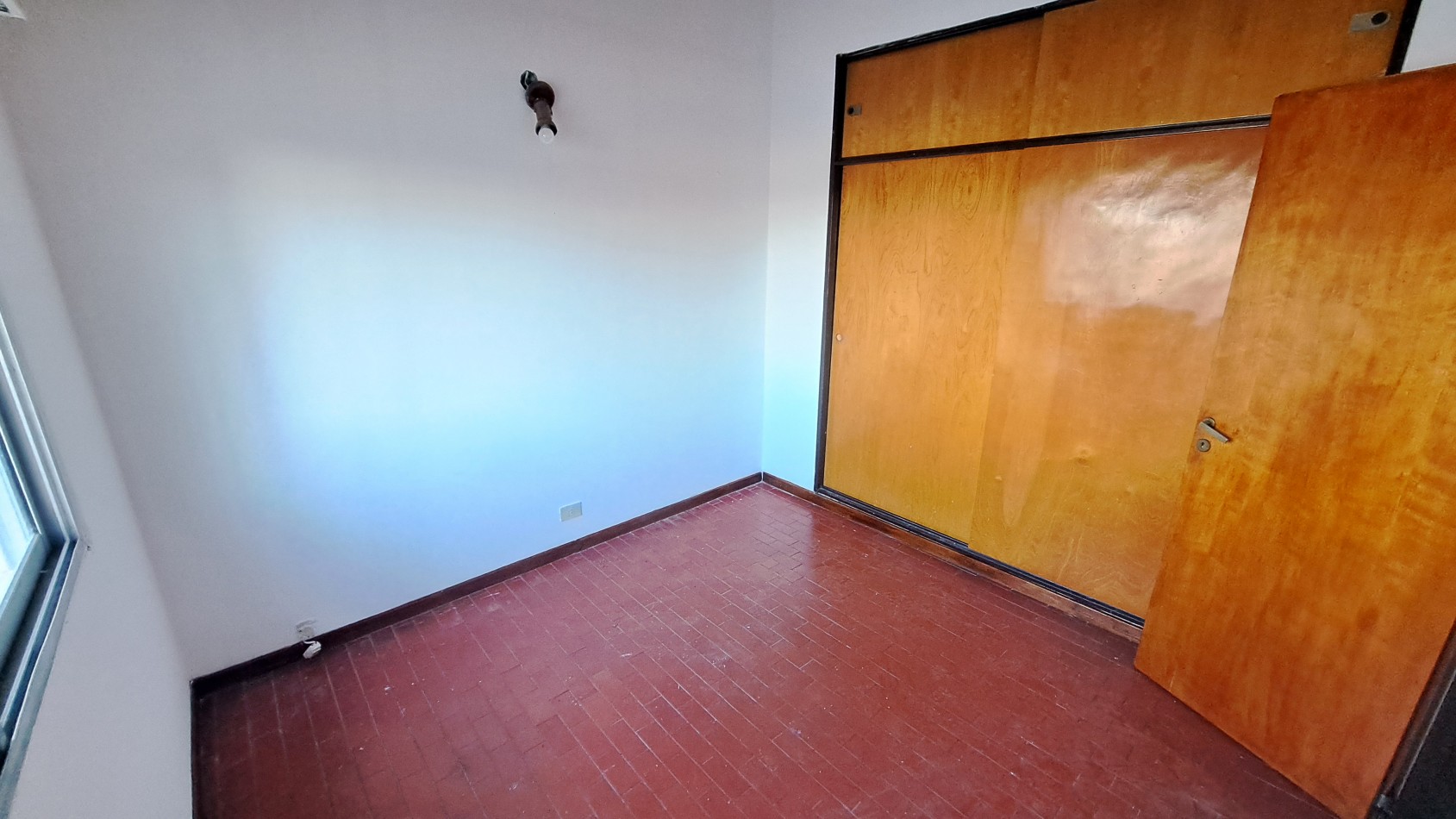 Alquiler Departamento 2 AMBIENTES con patio, Billinghurst, General San Martin