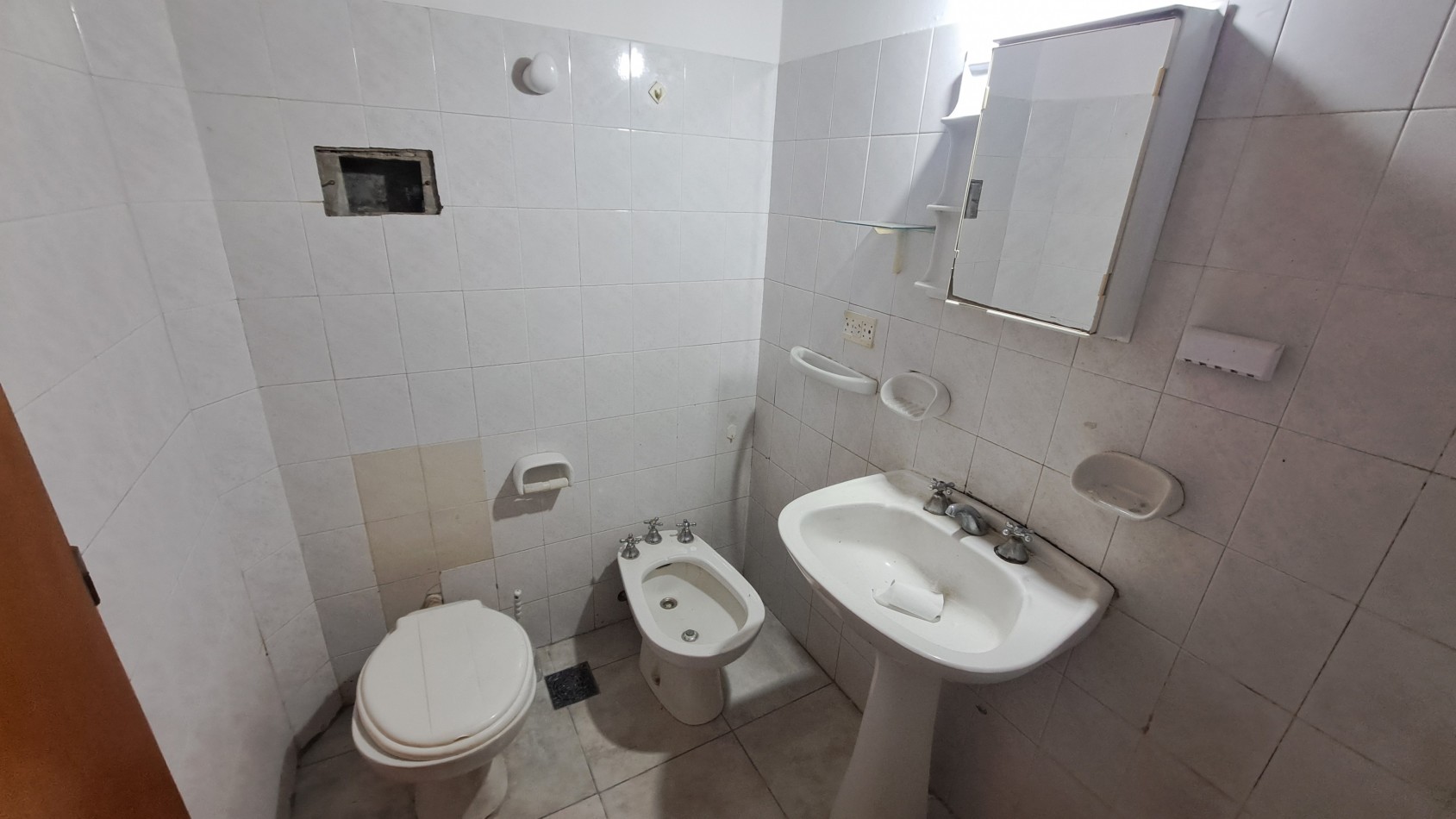 Alquiler Departamento 2 AMBIENTES con patio, Billinghurst, General San Martin